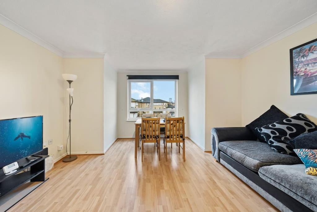 Cozy Apartment In Greater London - 1Br,1 Bath Екстер'єр фото
